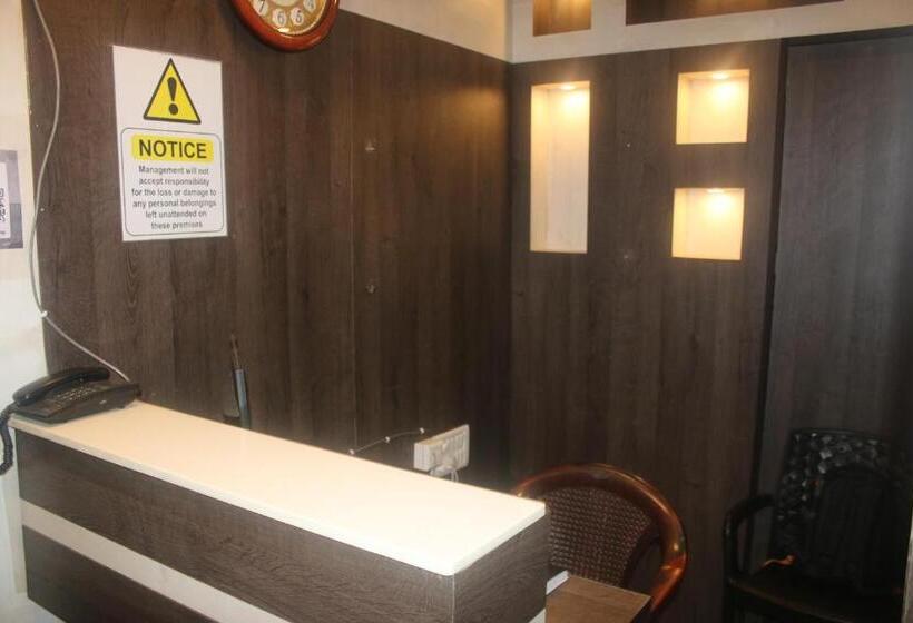 ホテル Sikara, Kumbakonam