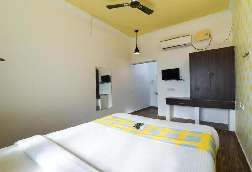 בית מלון כפרי Silver Breeze Residency