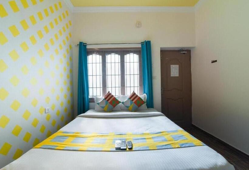 בית מלון כפרי Silver Breeze Residency