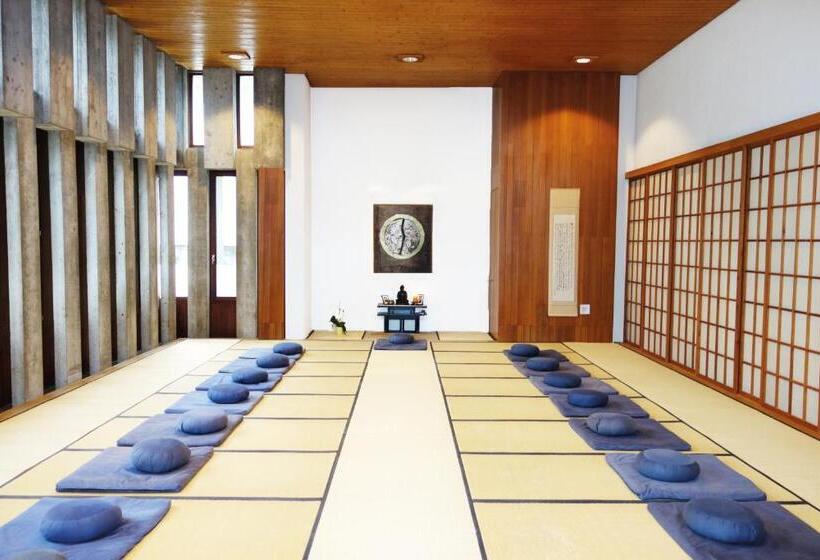 ホテル Simplicity By Bad Schönbrunn