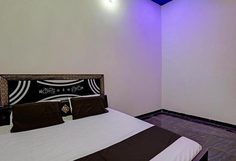 בית מלון כפרי Spot On D S