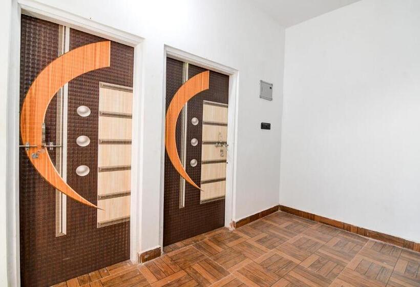 בית מלון כפרי Hill View Lodge &