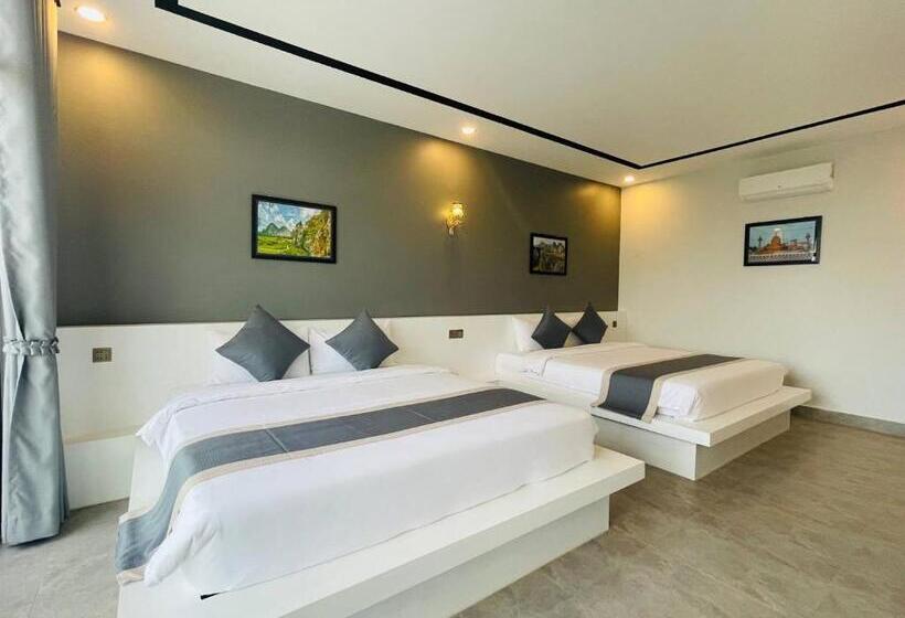 فندق The Square Residence