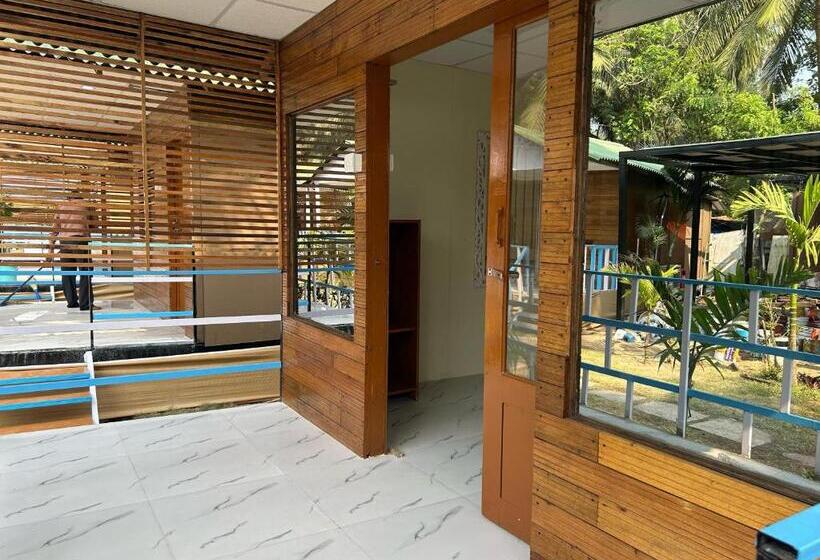 ホテル The Tito S Blue Sky Beach Resort