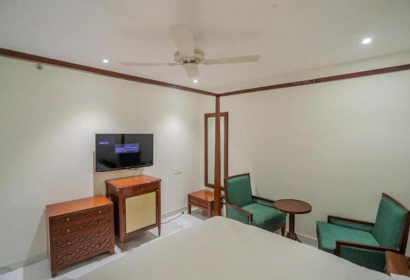 فندق The White Seasons