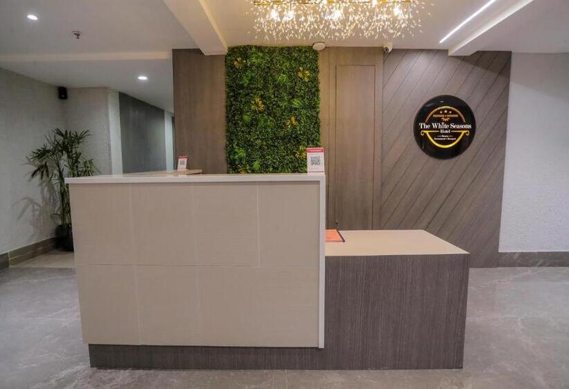 فندق The White Seasons