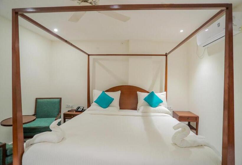 فندق The White Seasons