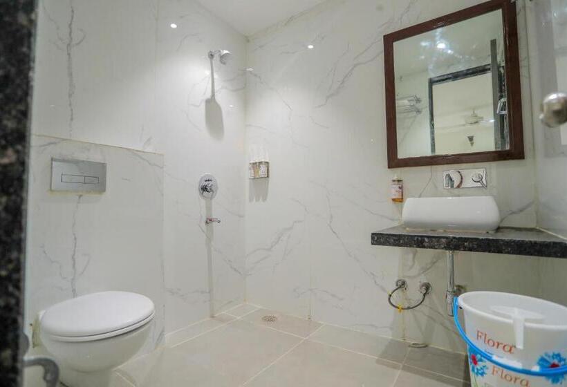 فندق The White Seasons