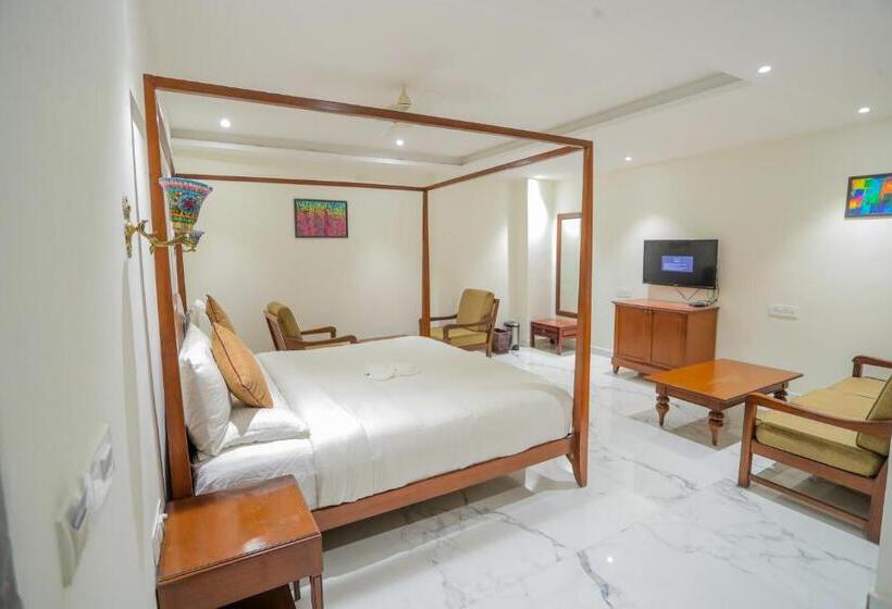 فندق The White Seasons