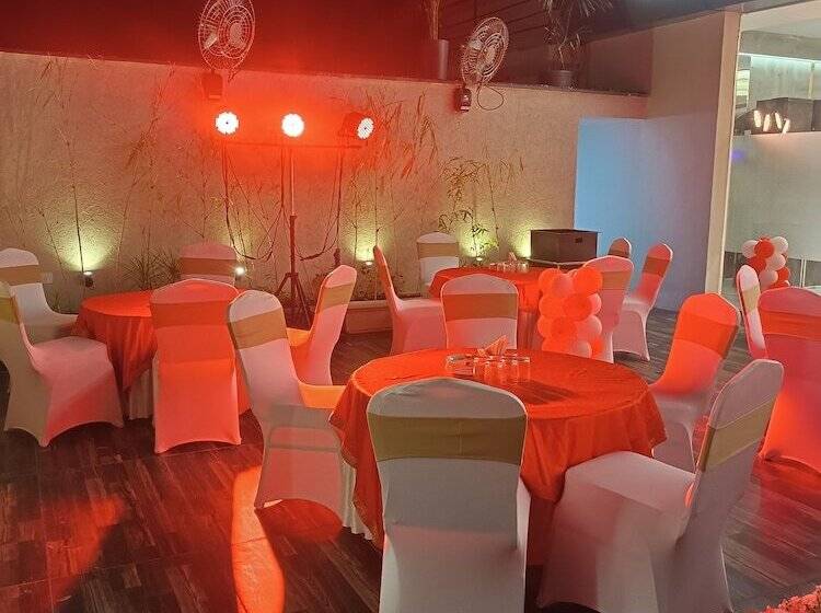 فندق The White Seasons