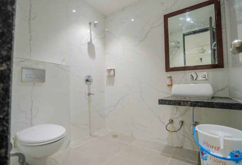 فندق The White Seasons