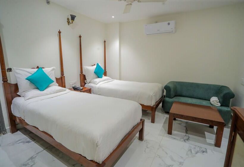 فندق The White Seasons