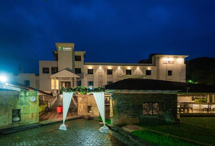 בית מלון כפרי Treebo Sai Rekha Inn