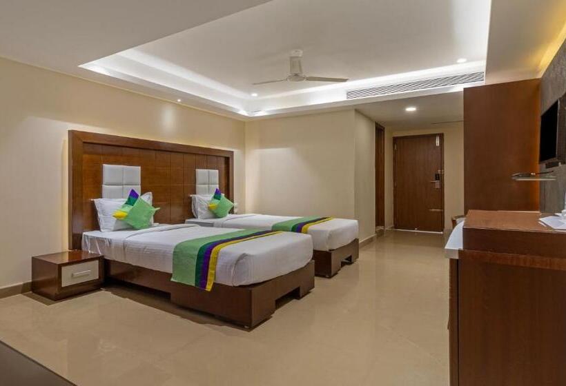 فندق Treebo Suvarna Comforts