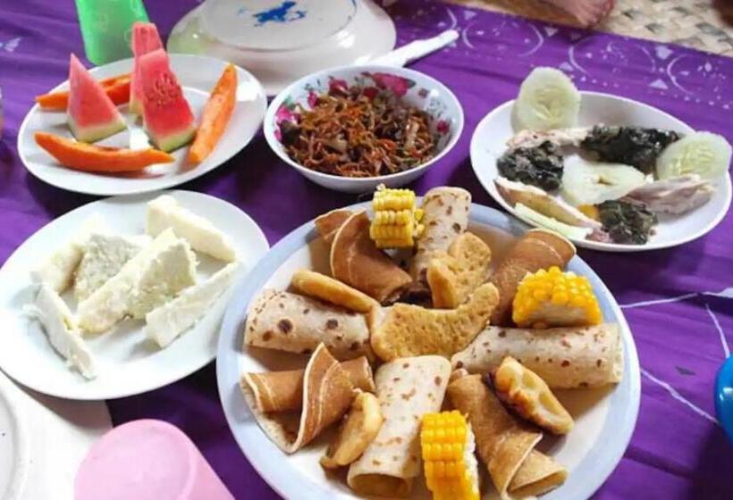 Отель White Sandy Beach Best Manta Snorkeling