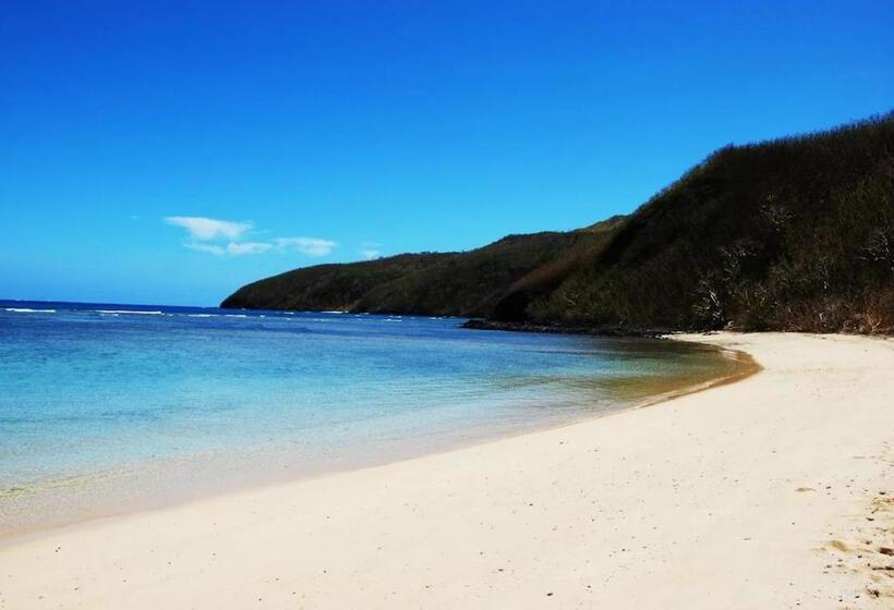 Отель White Sandy Beach Best Manta Snorkeling