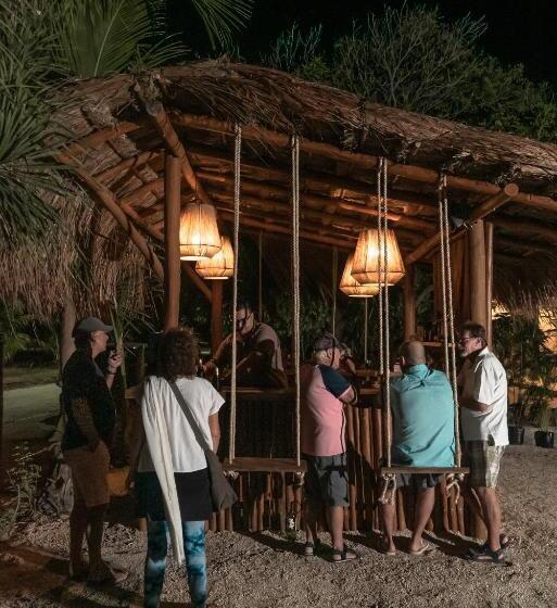 فندق Xcalak Paradise