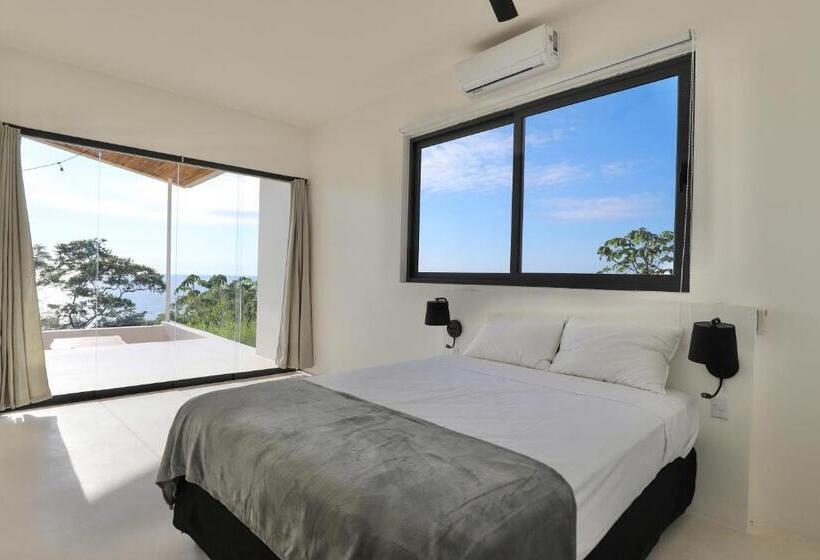 Les Roches   Paradise Retreat