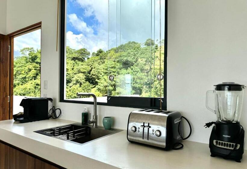 Les Roches   Paradise Retreat