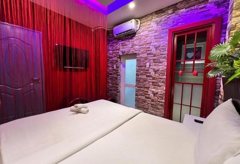 Loove Hotel   Khách Sạn Tình Yêu