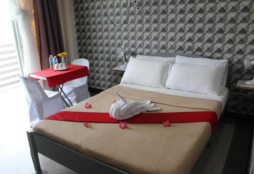 Lorelei Beach Resort