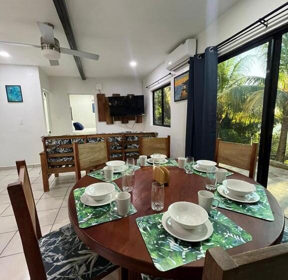 Olas Permanentes Buena Vista El Zonte