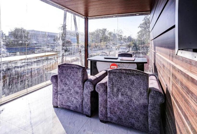 Oyo Flagship Hotel Ashok Vatika Banquet Hall