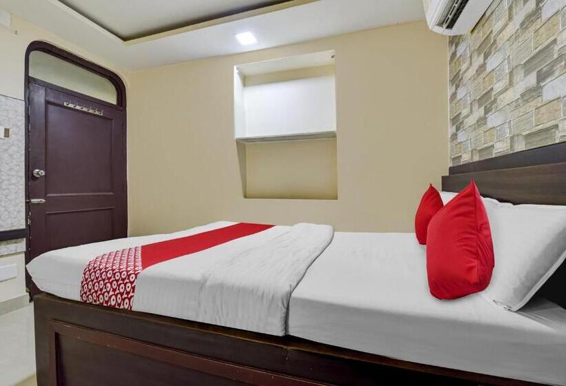 Oyo Hotel City Palace