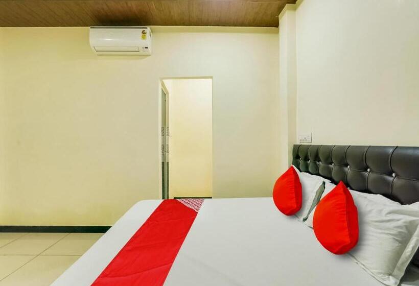 فندق Fabexpress Sai Palace