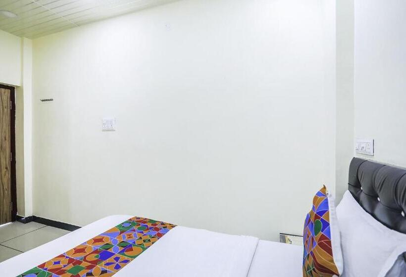 فندق Fabexpress Sai Palace