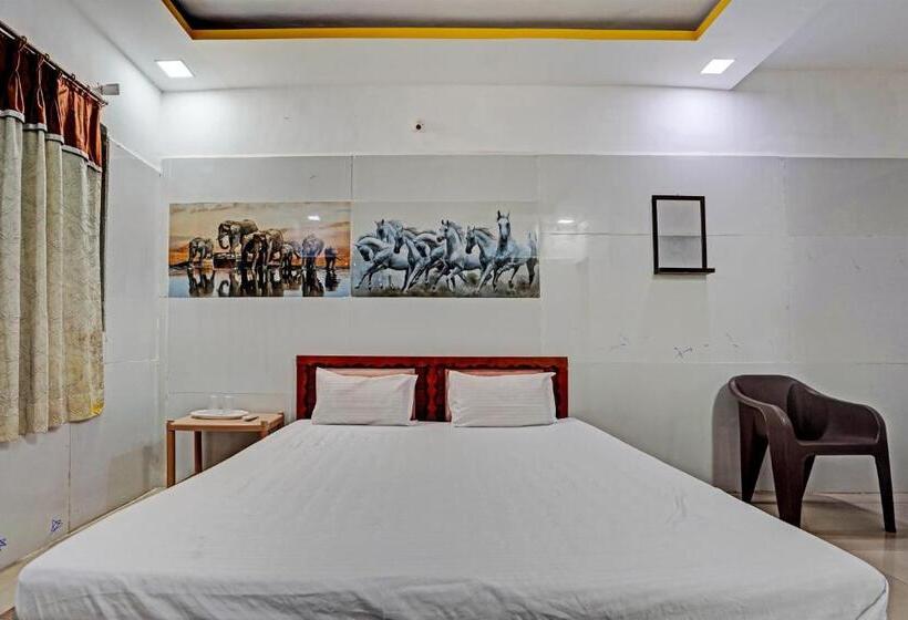 Oyo Hotel Surya Dev