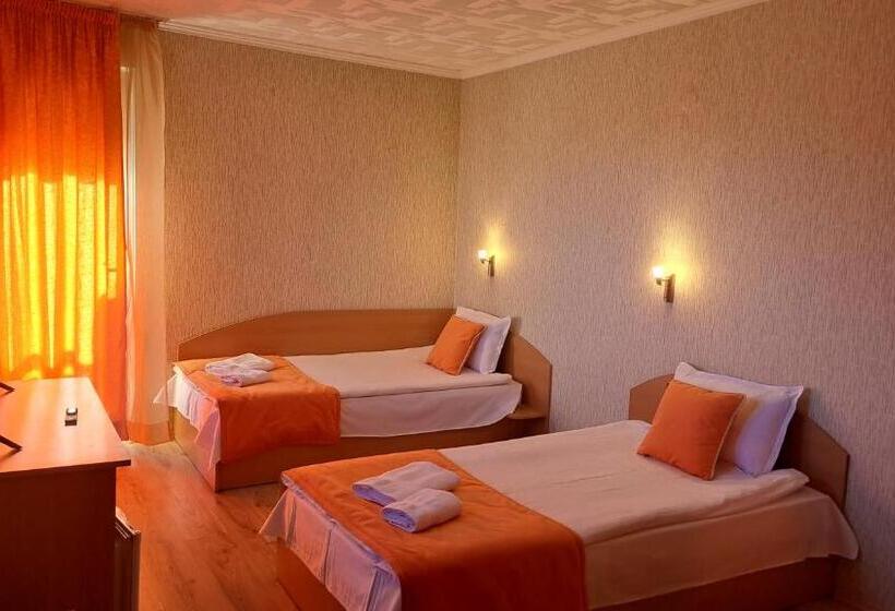 膳宿费 къща за гости Real