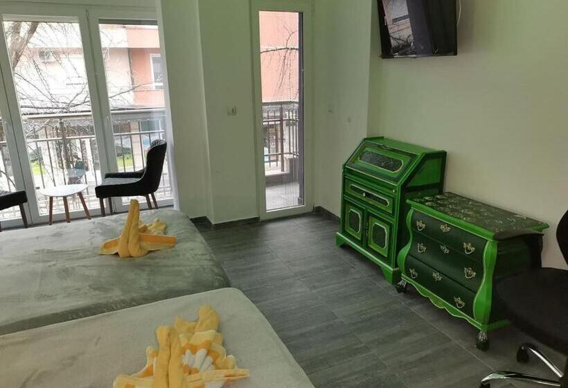 پانسیون бутик хотел ресторант брасери и релакс зона сажитариус