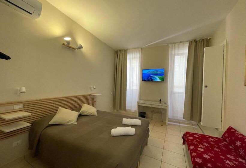 펜션 Affittacamere Folignocentro