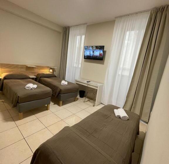 펜션 Affittacamere Folignocentro