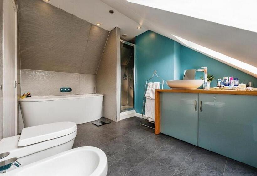 Пансион Archway House