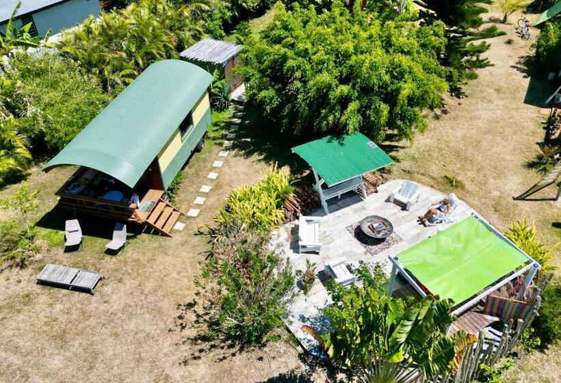 پانسیون Cheratof