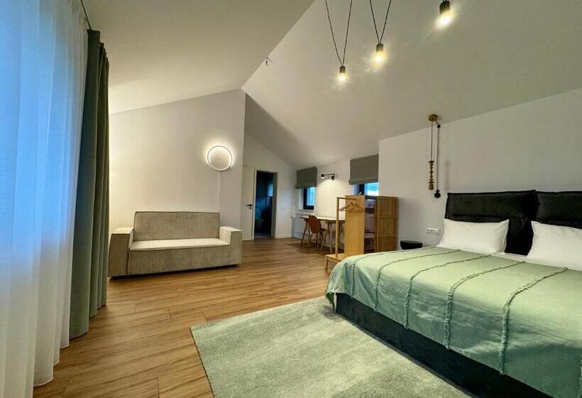 펜션 Epic Vila Brașov, Cristian