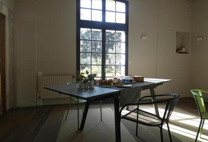 膳宿费 Guestroom Châteaudun, 1 Pièce, 2 Personnes   Fr 1 581 124