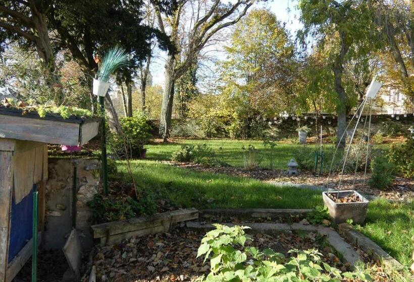 膳宿费 Guestroom Châteaudun, 1 Pièce, 3 Personnes   Fr 1 581 123