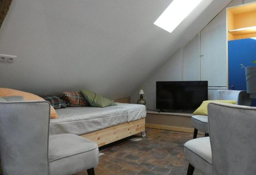 膳宿费 Guestroom Châteaudun, 1 Pièce, 3 Personnes   Fr 1 581 123