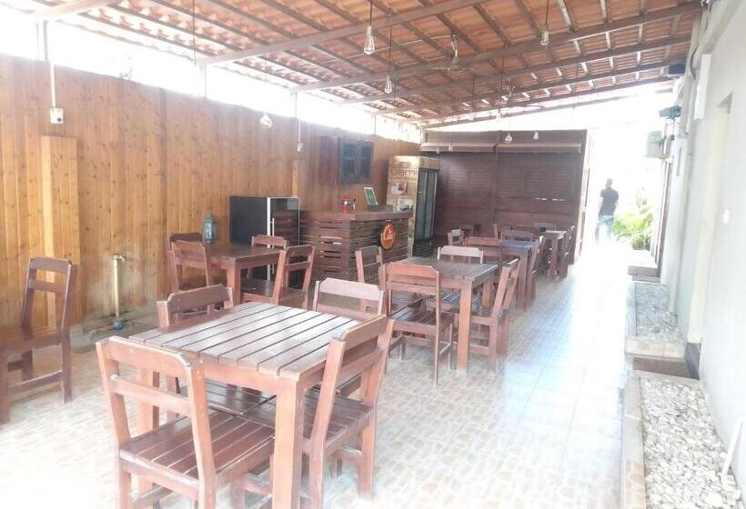 پانسیون Hospedaria U