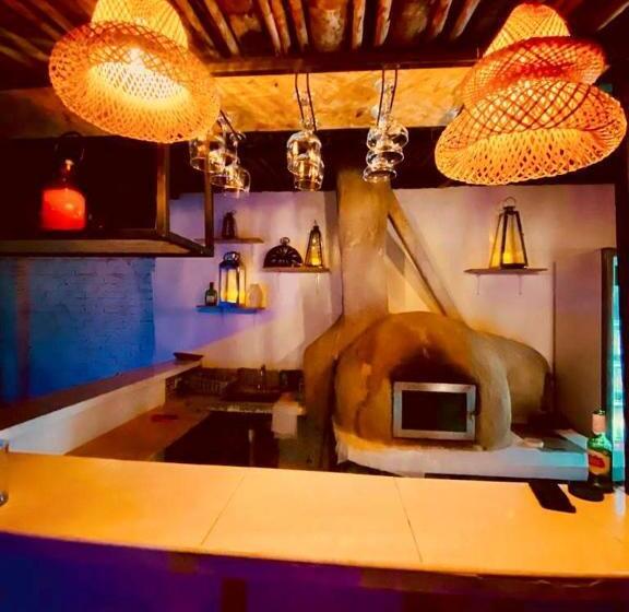 پانسیون Hostal Patio Del Río