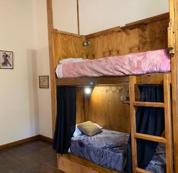 بنسيون Hostel Cosmo