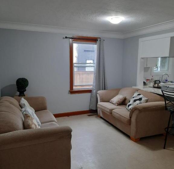 بنسيون House 1