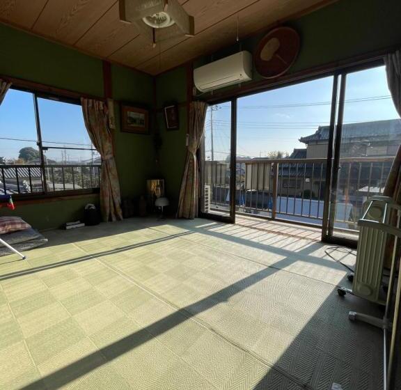 بنسيون Jiji Baba House