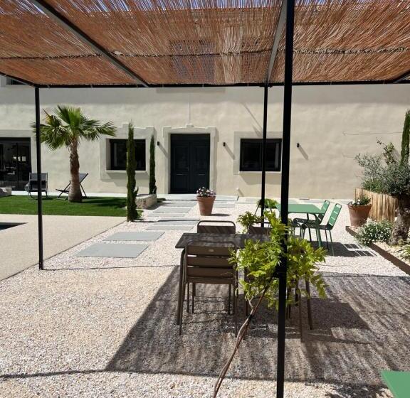 بنسيون Le Chai