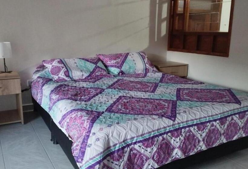 بنسيون Mammamia Casa