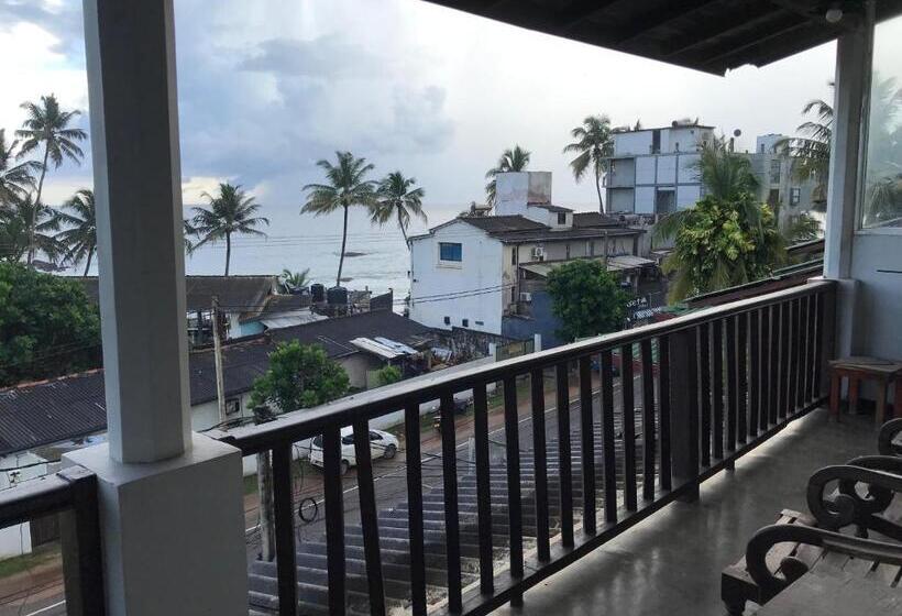 ペンション Mira House