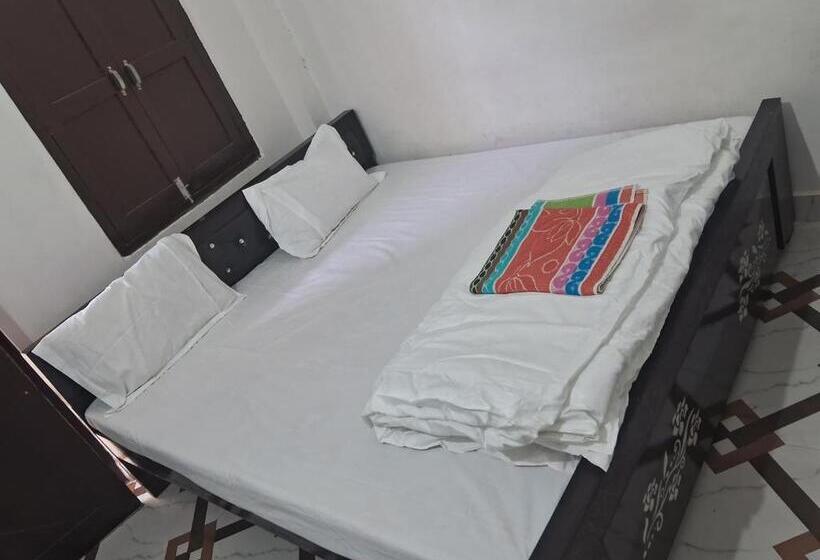 ペンション Park Avenue Guest House Sultanpur